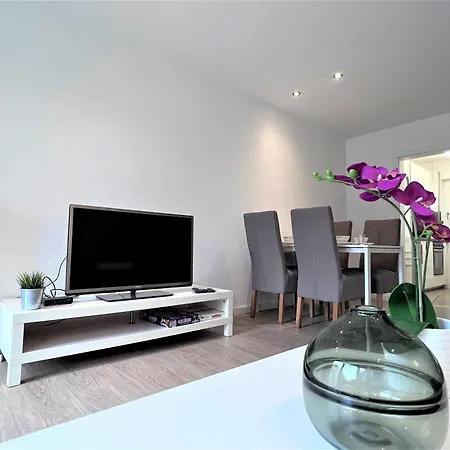 Haus Christiana, Danksteder Str 16d, 70qm Casa de Férias *